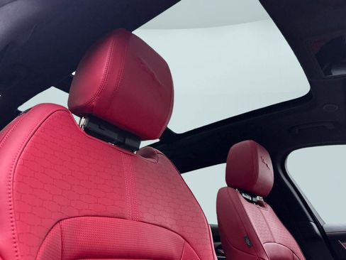 New 2025 Jaguar F-PACE R-Dynamic S AWD/4WD image 23