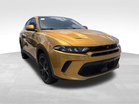 Used 2023 Dodge Hornet GT Plus w/ Track Pack AWD/4WD image 8