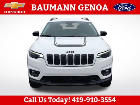 Used 2022 Jeep Cherokee Latitude w/ Trailer Tow Group AWD/4WD image 11