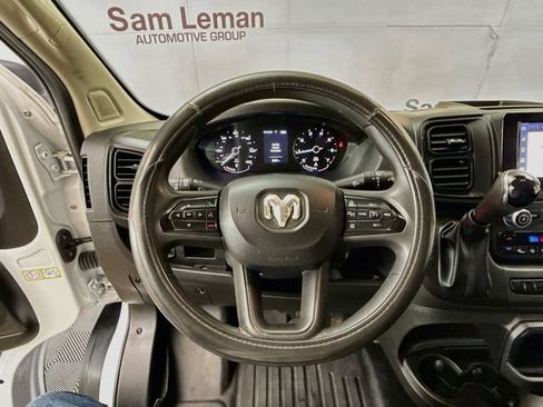 Used 2024 RAM ProMaster 2500 w/ Convenience Group FWD image 11