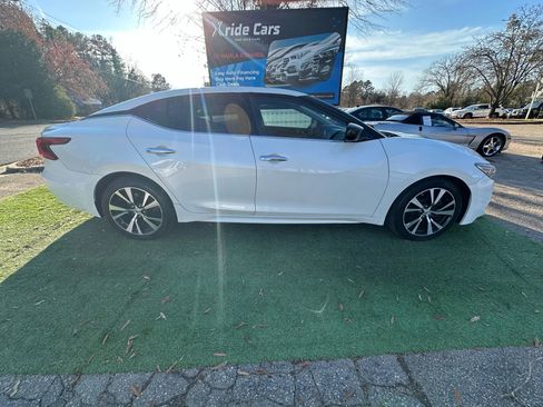 Used 2017 Nissan Maxima 3.5 S image 7