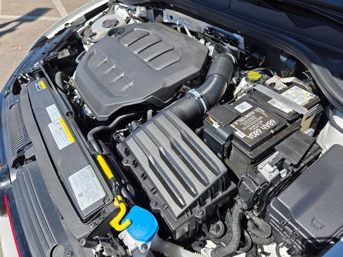 Certified 2024 Volkswagen GTI Autobahn FWD image 18
