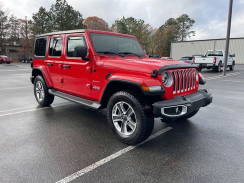 Used 2022 Jeep Wrangler Unlimited Sahara w/ LED Lighting Group image 4