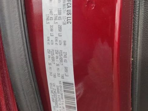 Used 2019 Dodge Grand Caravan GT image 32