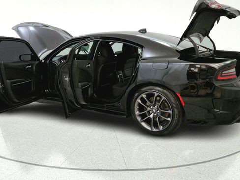 Used 2023 Dodge Charger Scat Pack w/ Navigation & Travel Group RWD image 12