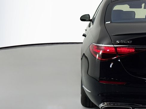New 2026 Mercedes-Benz S 500 4MATIC image 14