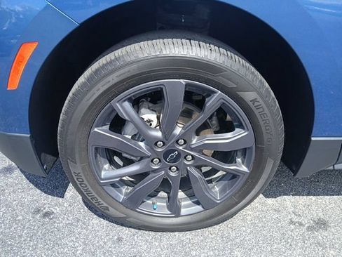 Used 2024 Chevrolet Equinox RS AWD/4WD image 2