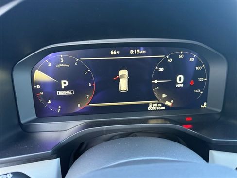 New 2025 Mitsubishi Outlander SE image 18