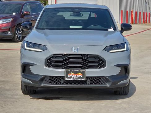 Used 2025 Honda HR-V Sport image 9