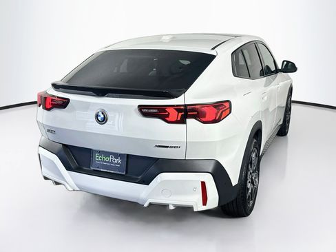 Used 2026 BMW X2 xDrive28i w/ Convenience Package AWD/4WD image 9
