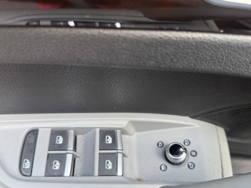 Used 2018 Audi Q5 2.0T Premium Plus w/ Premium Plus Package image 22