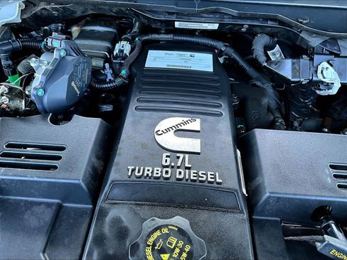 Used 2022 RAM 3500 Laramie w/ Night Edition AWD/4WD image 32