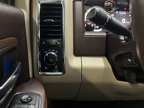 Used 2017 RAM 1500 Laramie w/ Convenience Group image 26