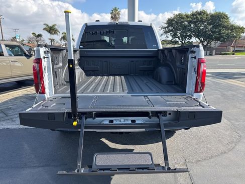 Used 2025 Ford F150 Raptor image 8