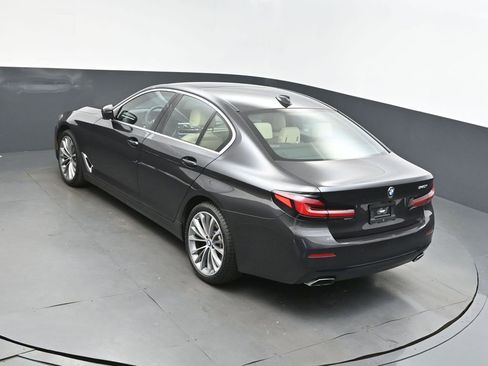 Used 2022 BMW 540i w/ Premium Package image 34