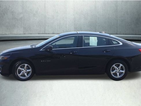 Used 2018 Chevrolet Malibu LS FWD image 24