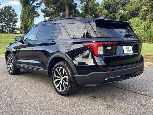 Used 2025 Ford Explorer ST-Line AWD/4WD image 8