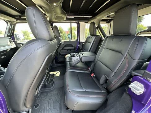 Used 2026 Jeep Wrangler Unlimited Rubicon AWD/4WD image 20
