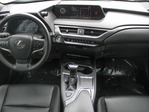 Used 2021 Lexus UX 200 w/ Accessory Package (Z1) FWD image 15