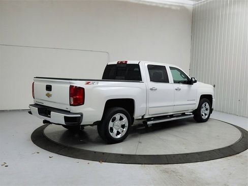 Used 2018 Chevrolet Silverado 1500 LTZ Z71 w/ LTZ Plus Package image 7