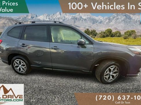 Used 2022 Subaru Forester Premium image 4