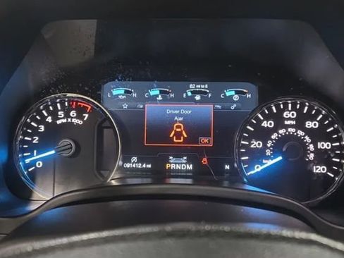 Used 2018 Ford F150 Lariat w/ Equipment Group 502A Luxury image 5