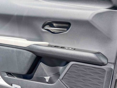 New 2026 Lexus UX 300h FWD image 32