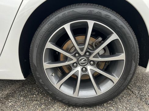 Used 2019 Acura TLX V6 SH-AWD image 9