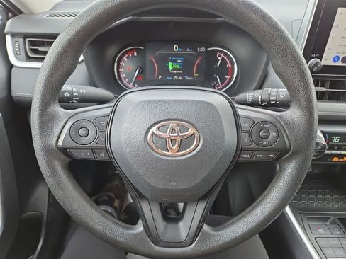 Used 2023 Toyota RAV4 XLE image 16