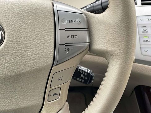 Used 2008 Toyota Avalon Limited image 13