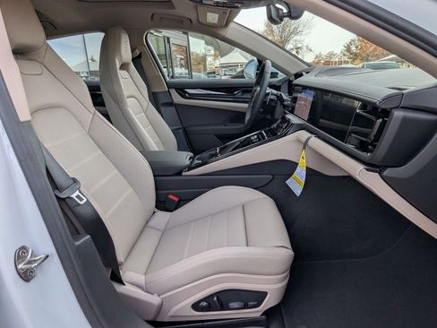 New 2026 Porsche Panamera image 24