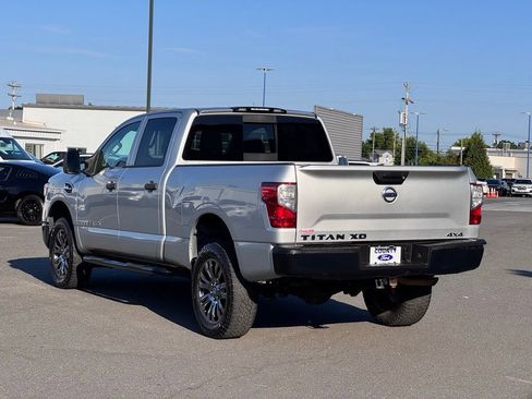 Used 2017 Nissan Titan S AWD/4WD image 19