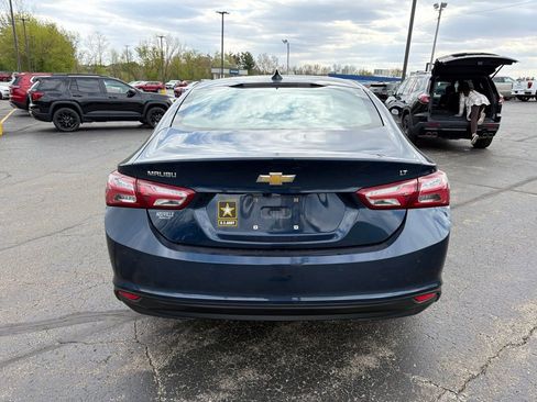 Used 2019 Chevrolet Malibu LT w/ Driver Confidence Package FWD image 4