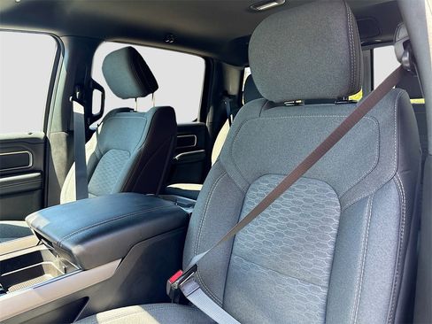 Used 2025 RAM 1500 Lone Star image 22