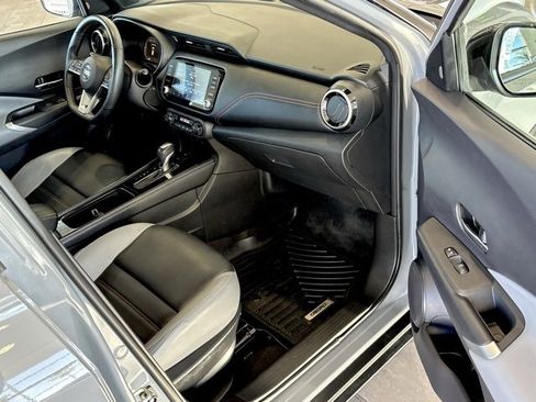 Used 2021 Nissan Kicks SR w/ SR Premium Package image 29