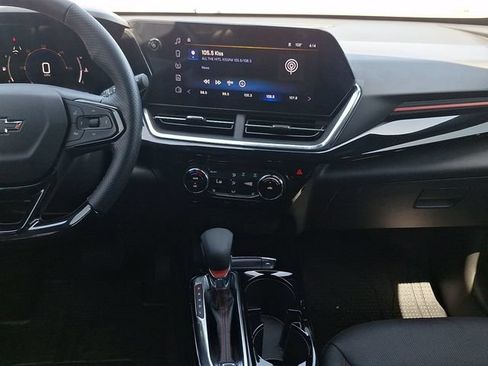Used 2026 Chevrolet Trax RS w/ Driver Confidence Package FWD image 17