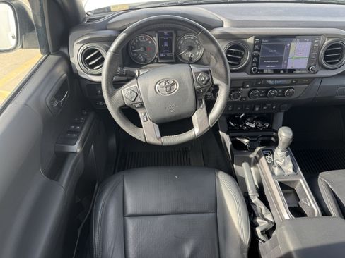 Certified 2023 Toyota Tacoma TRD Off-Road w/ TRD Premium Off Road Package image 15