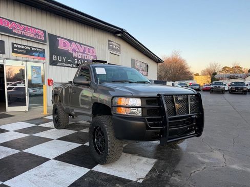 Used 2013 Chevrolet Silverado 1500 W/T image 3