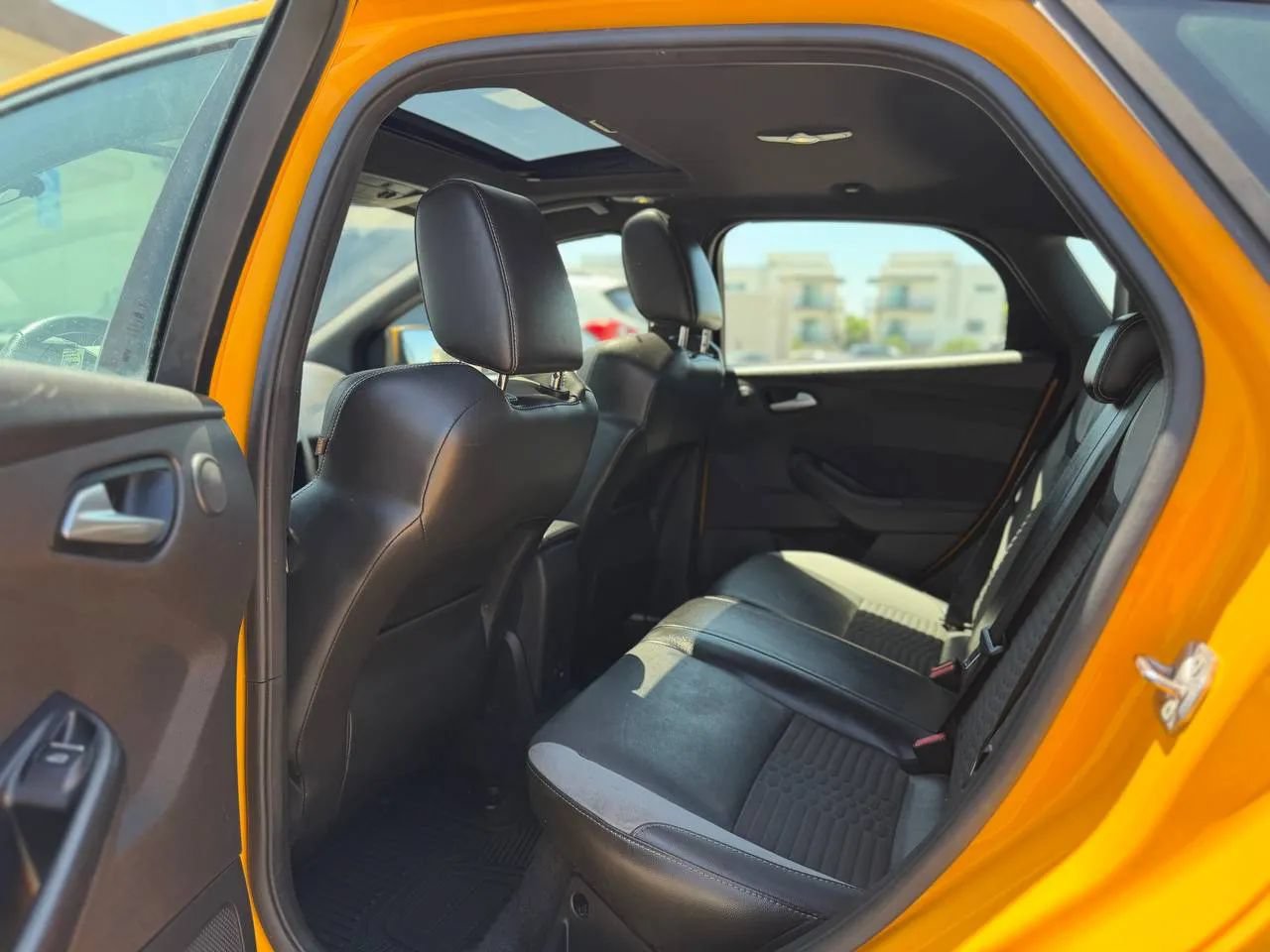 Used 2013 Ford Focus ST FWD image 31