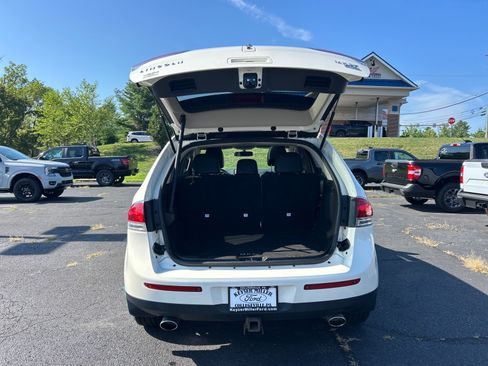 Used 2013 Lincoln MKX AWD image 14