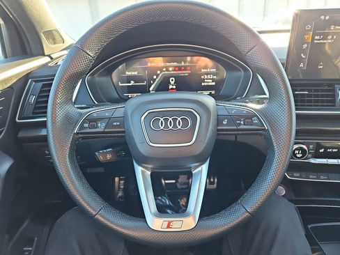 Used 2025 Audi SQ5 Premium Plus w/ Premium Plus Package image 33