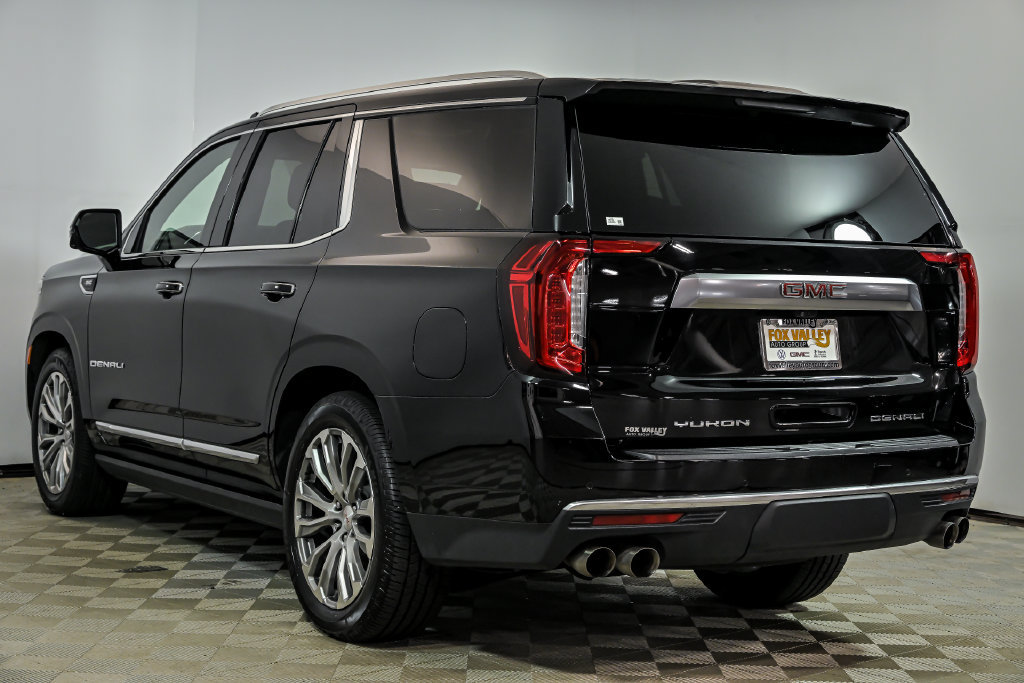 Used 2017 GMC Yukon XL Denali w/ Open Road Package AWD/4WD image 6