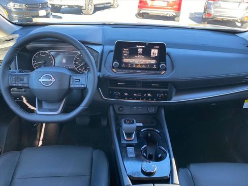 New 2026 Nissan Rogue SV image 13