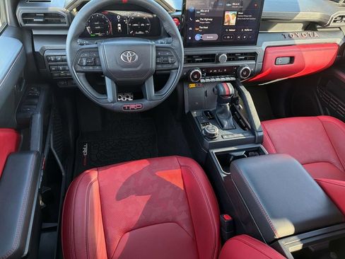 Certified 2025 Toyota Tacoma TRD Pro AWD/4WD image 9