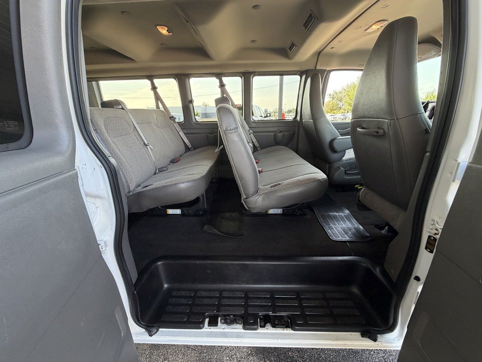 Used 2024 Chevrolet Express 3500 LT w/ LT Preferred Equipment Group RWD image 19