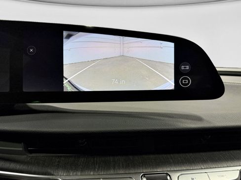 Used 2024 Lucid Air Touring AWD/4WD image 14