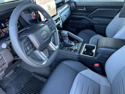 New 2025 Toyota Tacoma TRD Off-Road image 10