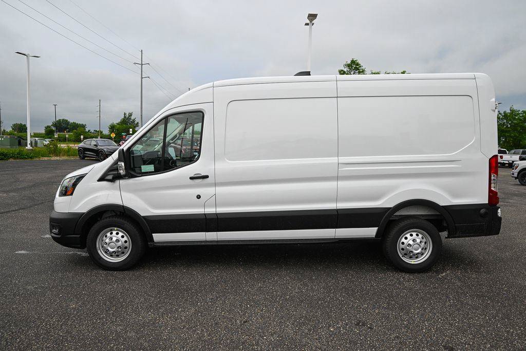 New 2026 Ford Transit 250 148 Medium Roof Extended AWD w/ Exterior Upgrade Package image 8