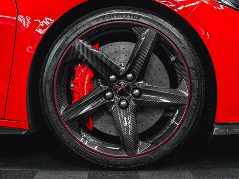 Used 2024 Chevrolet Corvette Z06 RWD image 19