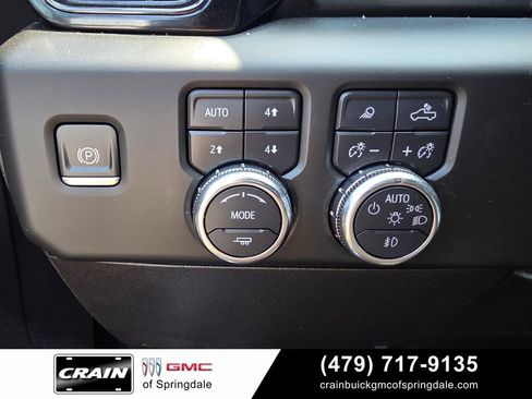 Used 2024 GMC Sierra 1500 AT4 AWD/4WD image 12